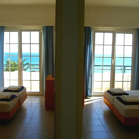 アパートホテル Pefkos Crystal Bay And Pefki