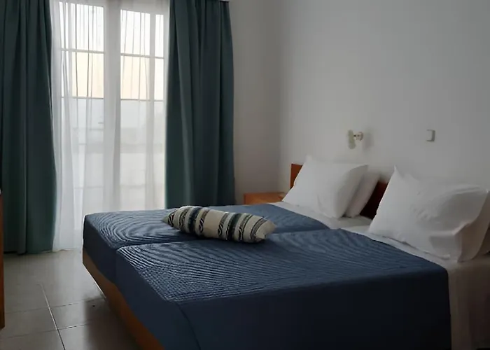 Pefkos Crystal Bay Self-catered And Apartmanhotel 3*