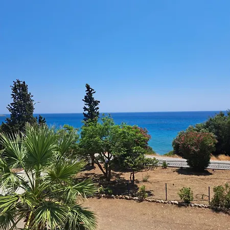 Pefkos Crystal Bay And Ξενοδοχείο με διαμερίσματα Πεύκος