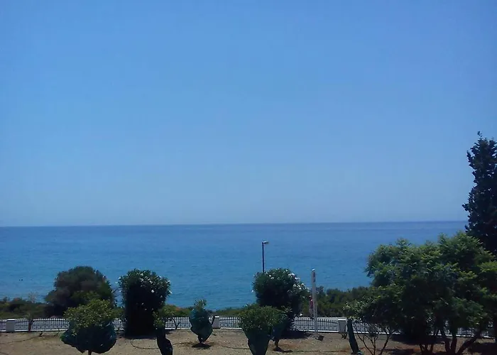 Pefkos Crystal Bay Self-Catered Studios And Apartments 3*